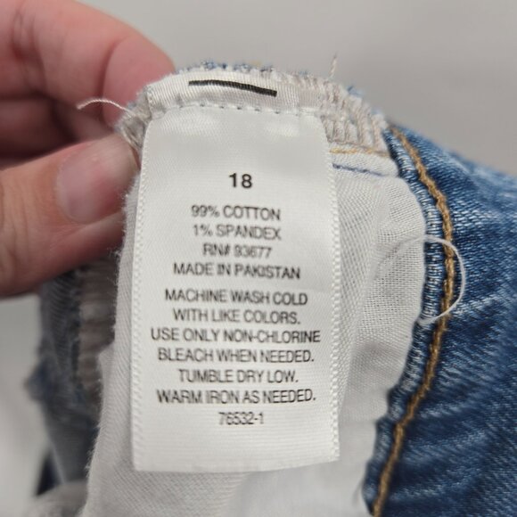 A.N.A A New Approach Blue Jean High-Rise Distressed Raw Edge Mini Skirt 18 - Picture 8 of 8